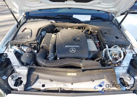 2019 Mercedes-Benz E 300 z USA, uszkodzony, nr VIN WDDZF4JB0KA660703